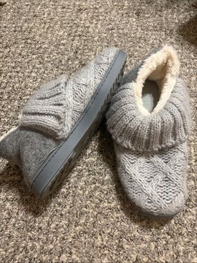 Cozy Knit Gray Women's Slipper Boots with Plush Lining